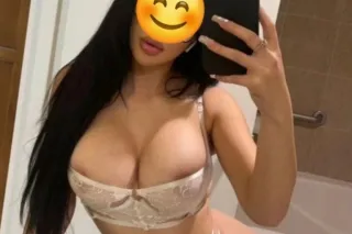 Latina sexi🤤 Muy Caliente 🔥 He... - Image 2