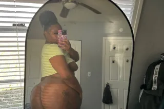 5'11 CURVY BBW 🍑 Here for a go... - Image 2