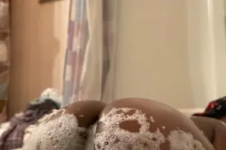 🥰🥰 HEY BABIES 🥰🥰 SEXY CHOCOLAT... - Image 1