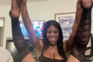 2 girls available 💖💋 $𝟏𝟎𝟎 𝐅𝐮𝐧𝐒... - Image 3