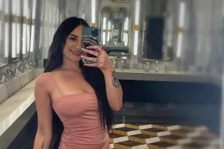 Natural Brunette Barbie - 22 - Image 3