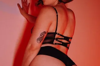 Hello, my name is Ava ❤‍🔥 Half... - Image 3