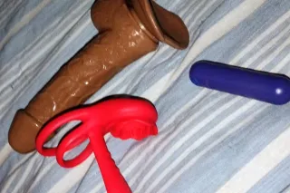 MILF 44yo BBW Latina LES Manha... - Image 3