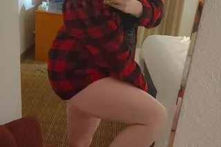 Flirty 🤤 Fun & Thicc.🍑 Ready to fulfill your every need. jus text! no bb.💖💋 - Image 5