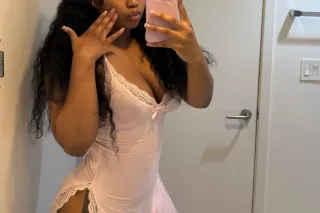 sumn so sexy😏 - 20 - Image 1