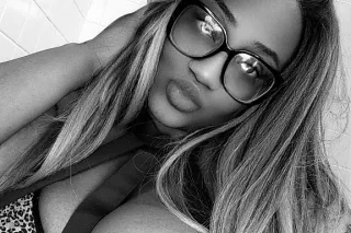 dump truck 🍑 yeah call me don'... - Image 3