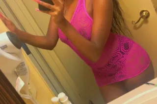 juicy booty /outcalls availabl... - Image 4