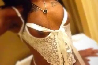 💦🔥💵Sneak Away Come SLUT Me Out... - Image 3