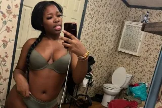 me and homegirl doing 3sums tdy $200 or you can get us seperate 😛😛🥰🥰🥰 - Image 6