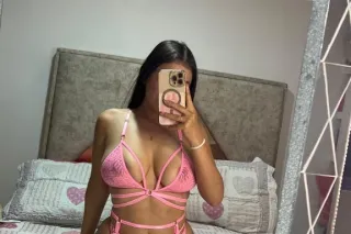 Sexy latina en busca de novio ... - Image 3