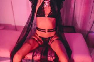 Luxury Body to Body massage - ... - Image 4