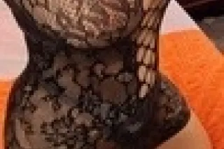 latina caliente nueva en el area - Image 2