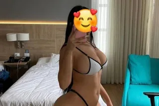 chica sexi latina disponible p... - Image 3