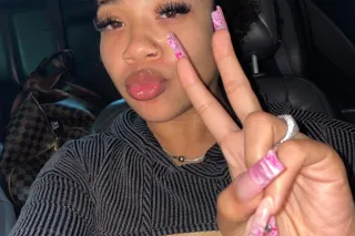 YOUR PLACE OR MINE - 27 - Image 4