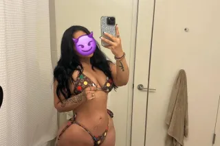 🤤😋🫠 Hello my loves, come see m... - Image 1