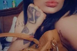 Exotic Chaldean MILF 🥵🔥💦 - Image 2