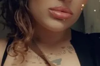 Exotic Chaldean MILF 🥵🔥💦 - Image 5