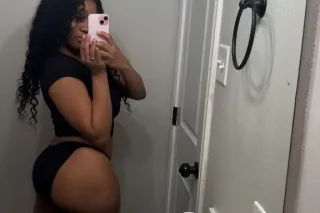 cardates ft shows💦& content foreign girl🫦 - Image 4