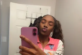 🫦💦JUICY PUSSY SLIPPERY WHEN WE... - Image 2