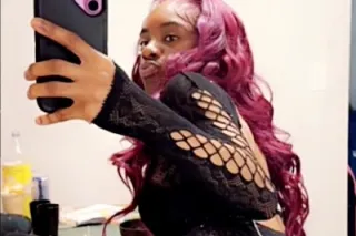 🫦💦JUICY PUSSY SLIPPERY WHEN WE... - Image 4