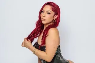 wet and ready for you💦💕 - Image 3