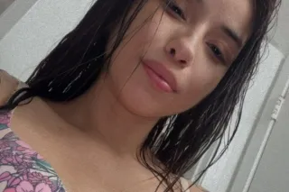 attention cum get this hot n r... - Image 3