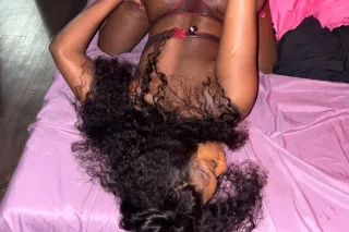 2 YOUNG FREAK HOS💦 Outcalls - ... - Image 4