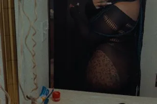 COME HAVE SOME FUN DADDY 🙌💦 - ... - Image 1