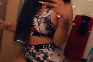 Hey paso its ASHLEE 💕 IN TOWN for the day book accordingly - Image 6