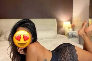 🩷🍓I’m a new girl in the area💦a... - Image 1