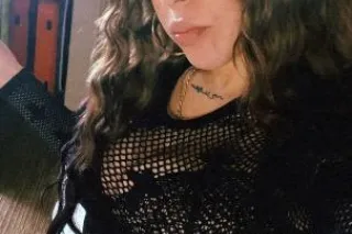 Sabrina The Fun Sized Barbie 💋 - Image 3