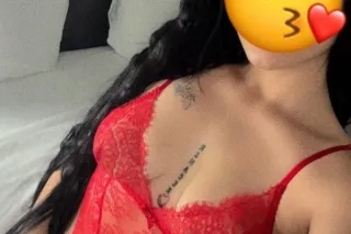 💋 Latina dulce, atractiva y mu... - Image 2