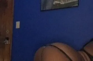 Private Body Rub for Mature Gentlemen Discreet and Sensual Upscale Only - Image 2