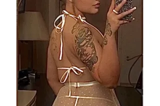 Pretty young girl 🫦💦🥰 - Image 4