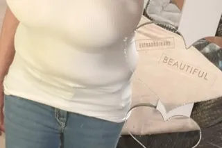 WANNA HUMP FOR HUMP DAY - Image 2