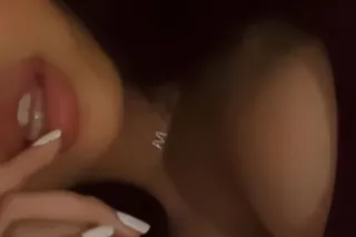 soy christina,chica jovencita ... - Image 2