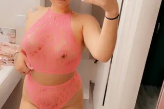 Available Now 💖 Specials Going... - Image 3