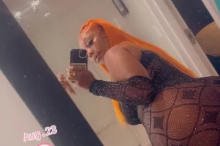 🚨IM BACK🚨❣𝑩𝒆𝒂𝒖𝒕𝒊𝒇𝒖𝒍 𝑪𝒂𝒓𝒂𝒎𝒆𝒍 𝑩𝒆... - Image 3