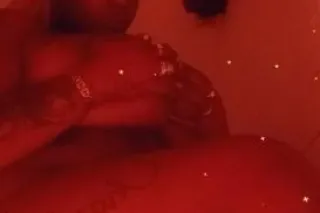 STLUTRESS WAITING FOR U 🥰🥰🥰🥰🥰🥰... - Image 1