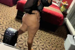 🍆👅The more money you spend the more I'm a slut daddy 🤤 - Image 2