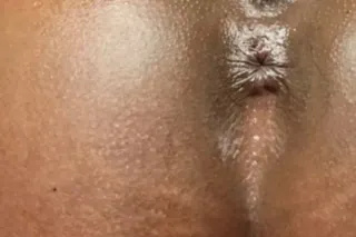 upscale sexy chocolate 😘😘 come... - Image 2