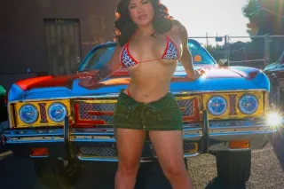 NEW BABE IN TOWN - 25 - Image 4