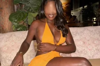 new in town - 28 - Image 3