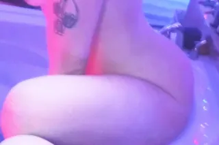 back~in~Memphis~hMu😜 ~RIGHT~!🙃... - Image 3