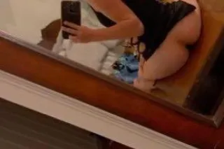 In + Out Special 😻💦 + FT shows... - Image 2