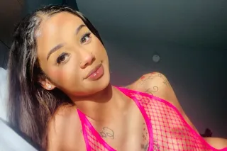 back in town NOT DOING QV FOR ... - Image 1