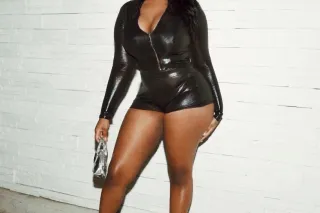 CREAMY & DREAMY 🫧 GIRL ON GIRL... - Image 2