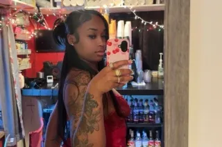 LEAVING SOON! Curvy Exotic Red... - Image 1