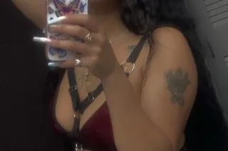 Catch Me Before I Disappear Ag... - Image 2