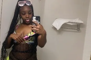 lol come have a sweet time me 🥰 - Image 1